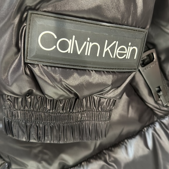 Coat - Picture 4 of 4